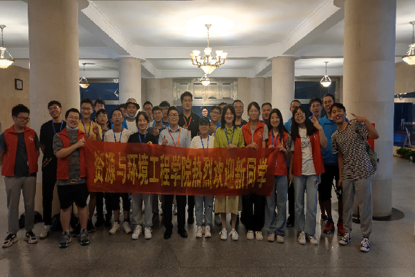 必赢3003no1线路检测中心圆满完成2021级本科生迎新工作