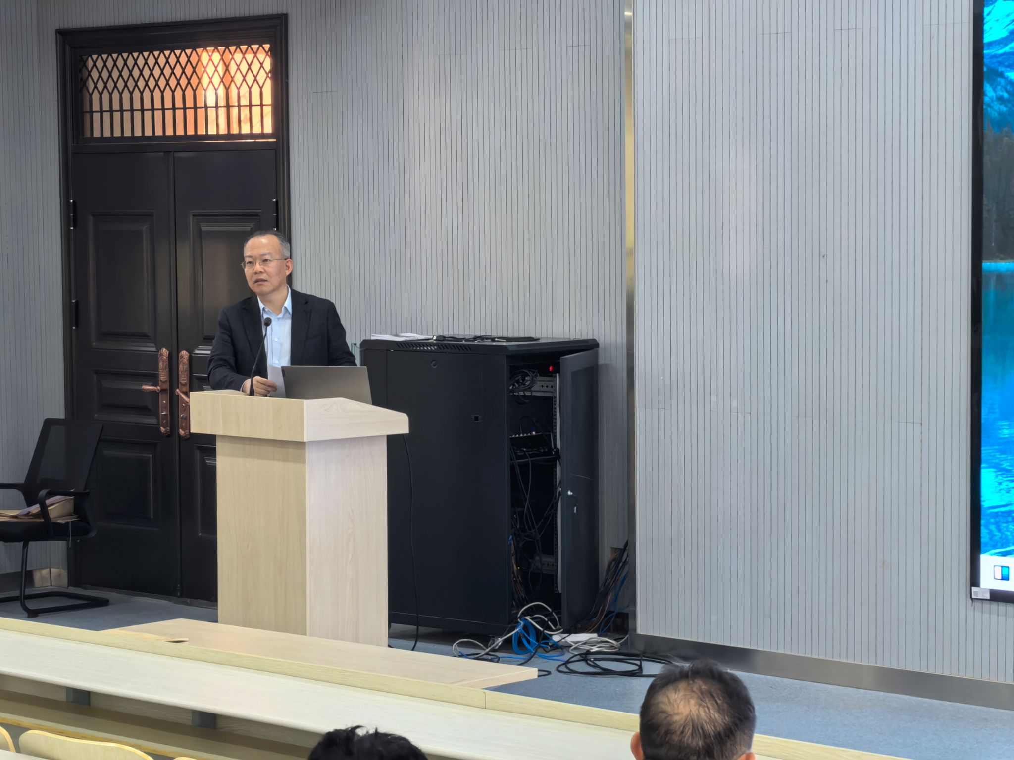必赢3003no1线路检测中心召开年度工作冲刺动员大会